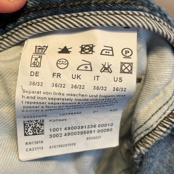 Boss Hugo Boss {36x32} 'Regular Fit' Blue Jeans - Picture 11 of 11